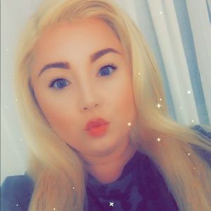 Meet your Posher, Serena